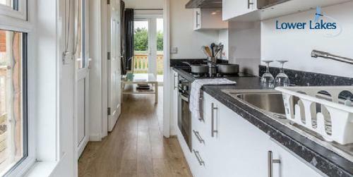Hazel 3 - Standard Plus One Bed Apartment On Private Estate