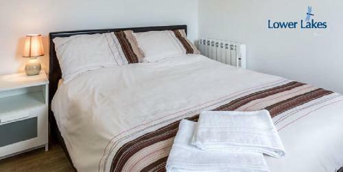 Hazel 1 - Standard Plus One Bed Apartment On Private Estate