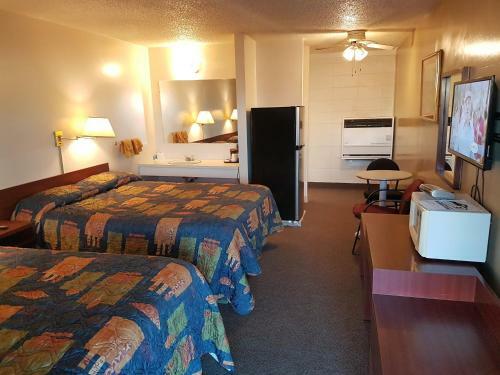 Shamrock Motel