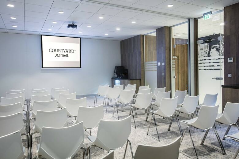 Hotel Courtyard By Marriott Edinburgh West