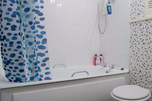 Apartamento 1 Bedroom Flat In Old Town Accommodates 4