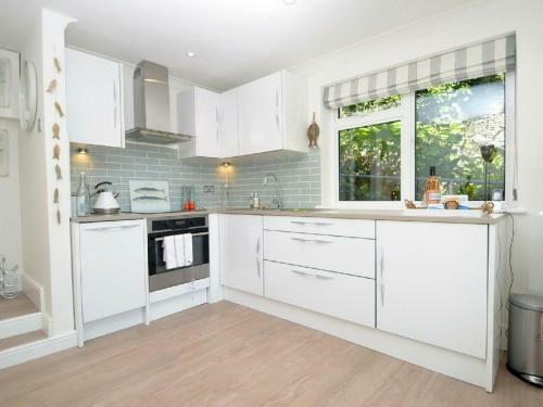 Cozy Apartment In Stoke Fleming With Beach Nearby