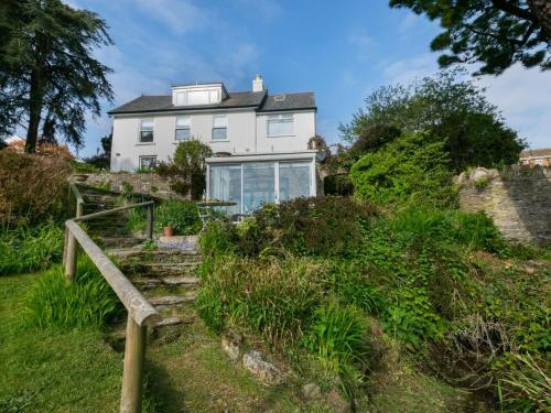 Cozy Apartment In Stoke Fleming With Beach Nearby