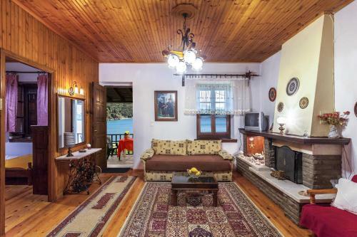Nikoleri Studios & Apartments