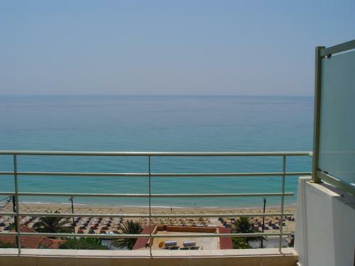 Apartamento Aperanto House Paralia Loutsas