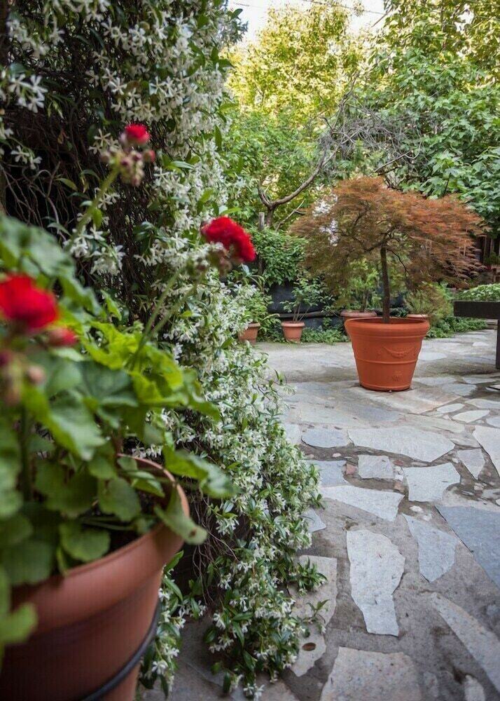 Deluxe Boutique Hotel Palea Poli