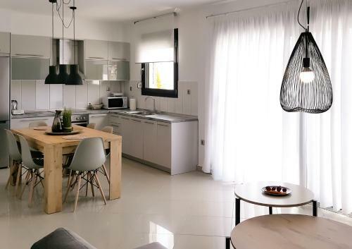 Aelia Apartments
