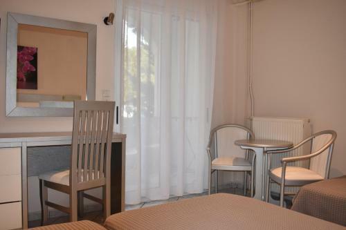 Marinis Boutique Aparthotel