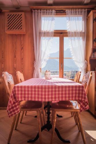 Albergue Gasthof Sch�negg B&B