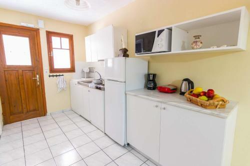 Stathopoulos Apartments