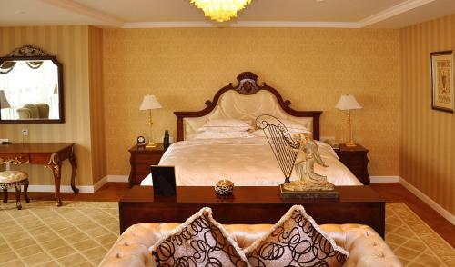 Phoenix Hotel Shaoguan