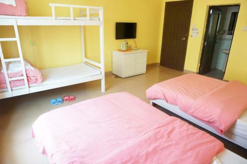 Danxia International Youth Hostel