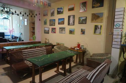 Danxia International Youth Hostel