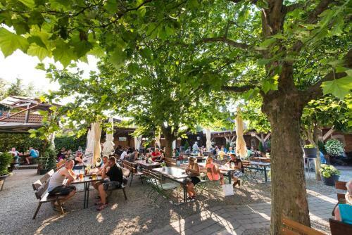 Hostal Landgasthof Zur Sonne