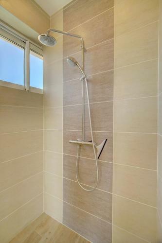 Brand New Three-bedroom Sea View Apartment