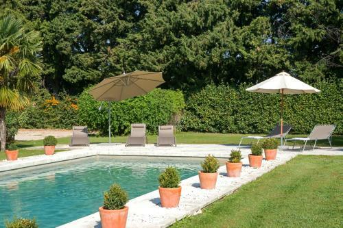 Eygalieres Villa Sleeps 6 Pool Wifi