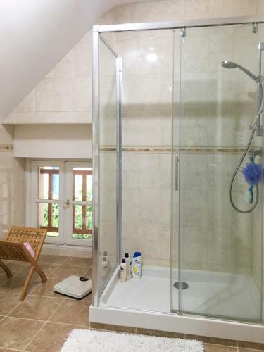 Jaulnay Villa Sleeps 10 Pool Wifi