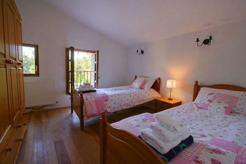 Sainte-cecile-du-cayrou Villa Sleeps 14 Pool Wifi