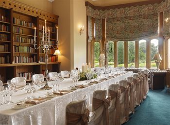 Apartamentos Adare Manor