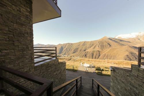 Mountain Cricket Chalets And Apartments Gudauri