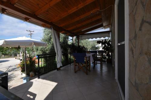 Kiriakos Holiday Home
