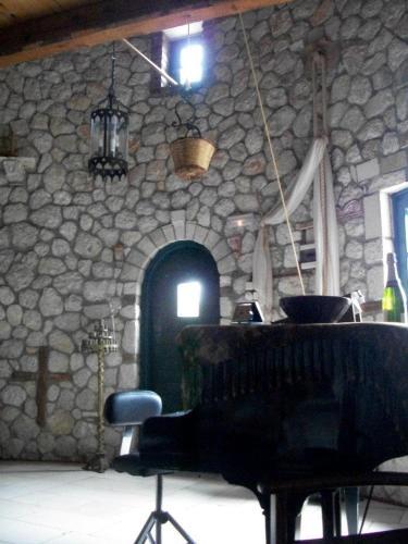 Villa Musician's Round House & Castello