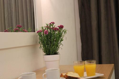 Zeus Hotel