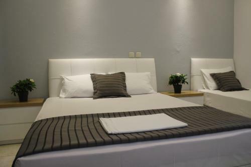Zeus Hotel