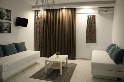 Zeus Hotel