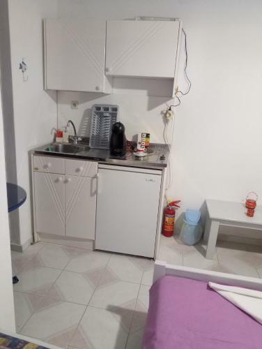 Apartamento Drouga's Studios & Suites