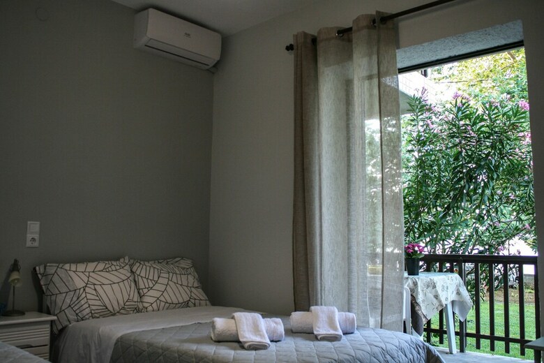 Skourtis Apartments