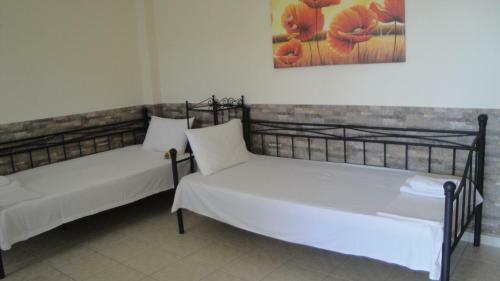 Nestor Apartments