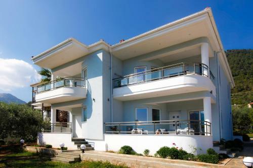 Olive Garden Villas