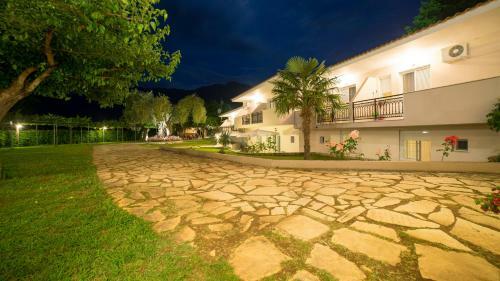Aparthotel Aneton