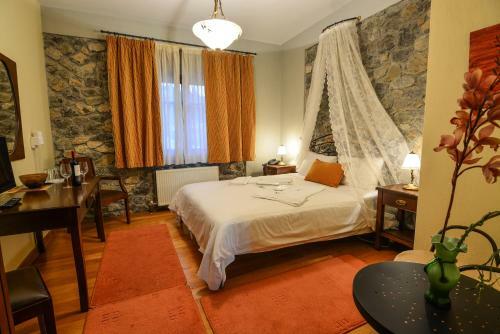 Hotel Karyatis Resort