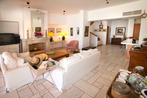 Kasteli Villas
