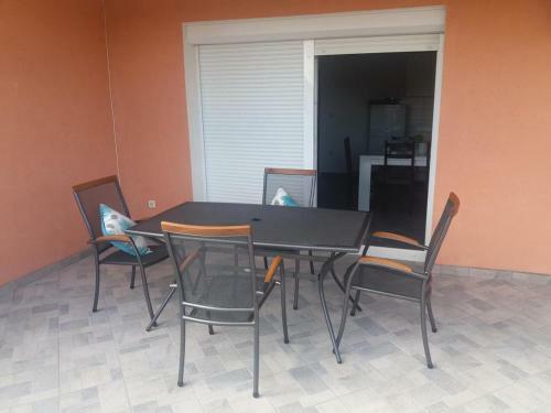 Apartments With A Parking Space Maslenica, Novigrad - 6573
