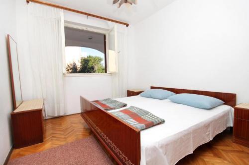 Apartments With A Parking Space Novalja, Pag - 10417