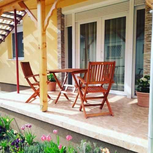 Three-bedroom Apartment In Balatonlelle I
