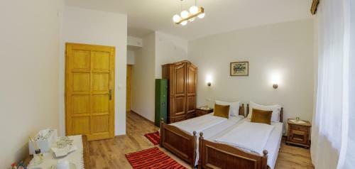Hostal Zseri Vad�szh�z