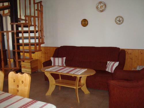 Major Hotel �s Pal�c Apartmanh�z