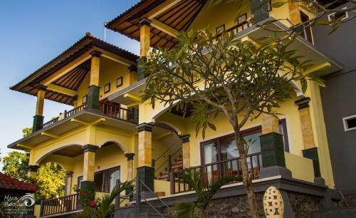 Beten Waru Bungalow And Restaurant