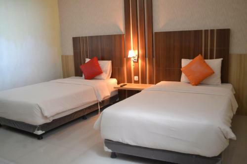 City Hotel