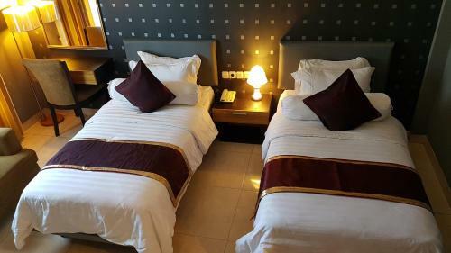 Crown Hotel