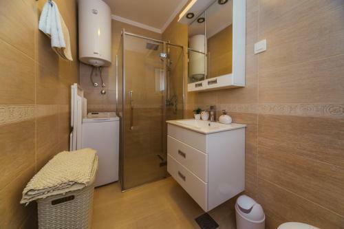 Apartments Monte Re