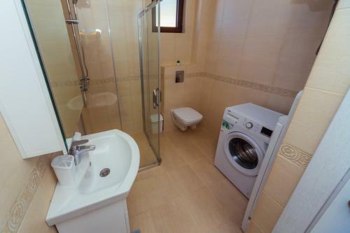 Apartments Monte Re