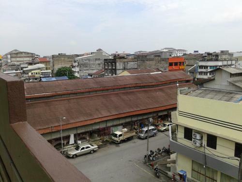 Hostal Guesthouse Hotel Malaya