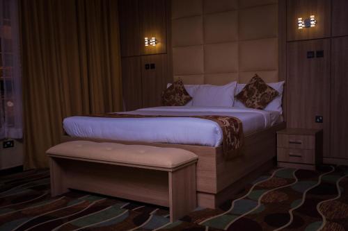Hotel Treasures Suites & Conferences Abuja