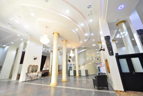 Hotel Treasures Suites & Conferences Abuja