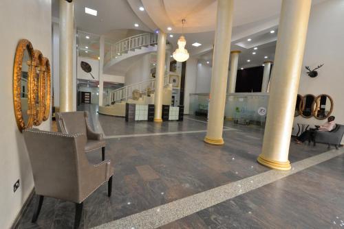 Hotel Treasures Suites & Conferences Abuja